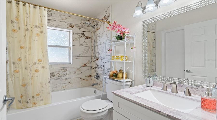 Hall Full Bathroom
