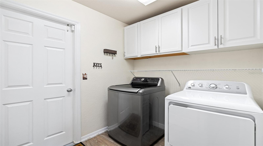Laundry Room - Washer Does Not Convey