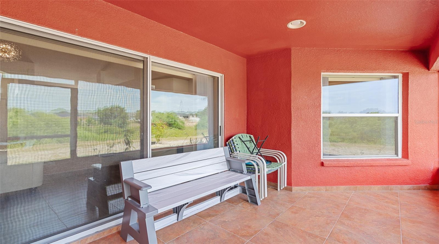 Davenport, Florida 33837, 4 Bedrooms Bedrooms, ,2 Bathroomsbathrooms,Residential,For Sale,Highland Meadows,Mfrs5125668