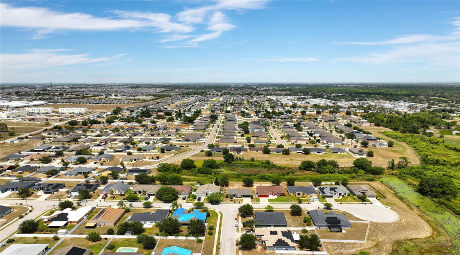 Davenport, Florida 33837, 4 Bedrooms Bedrooms, ,2 Bathroomsbathrooms,Residential,For Sale,Highland Meadows,Mfrs5125668