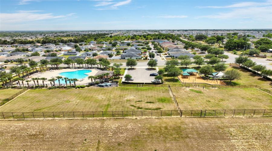 Davenport, Florida 33837, 4 Bedrooms Bedrooms, ,2 Bathroomsbathrooms,Residential,For Sale,Highland Meadows,Mfrs5125668