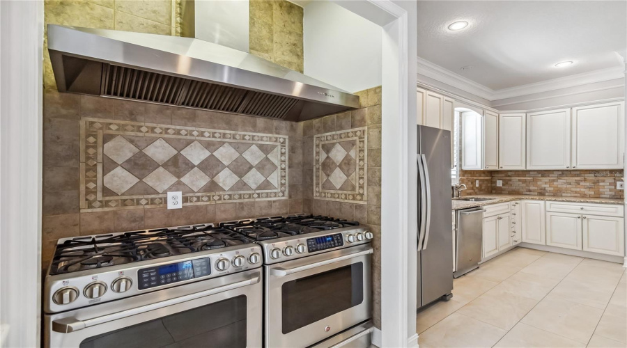 Celebration, Florida 34747, 5 Bedrooms Bedrooms, ,3 Bathroomsbathrooms,Residential,For Sale,Maiden,Mfro6302688