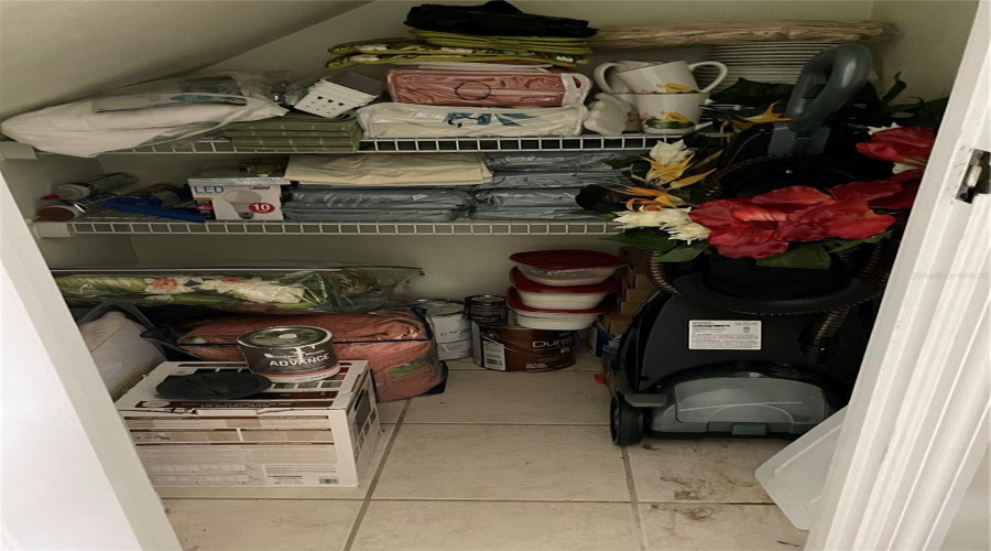 Owners locked closet Stocked With new sheets, towels.. and  supplies