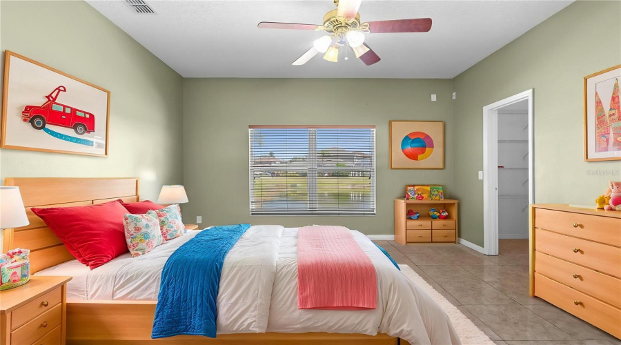 Kissimmee, Florida 34746, 5 Bedrooms Bedrooms, ,4 Bathroomsbathrooms,Residential,For Sale,The Oaks,Mfro6304112