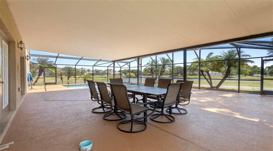 Kissimmee, Florida 34746, 5 Bedrooms Bedrooms, ,4 Bathroomsbathrooms,Residential,For Sale,The Oaks,Mfro6304112