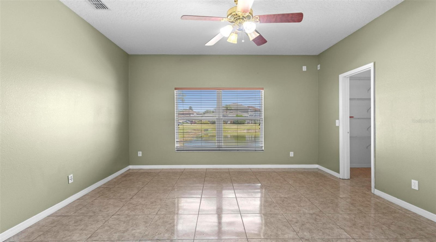 Kissimmee, Florida 34746, 5 Bedrooms Bedrooms, ,4 Bathroomsbathrooms,Residential,For Sale,The Oaks,Mfro6304112