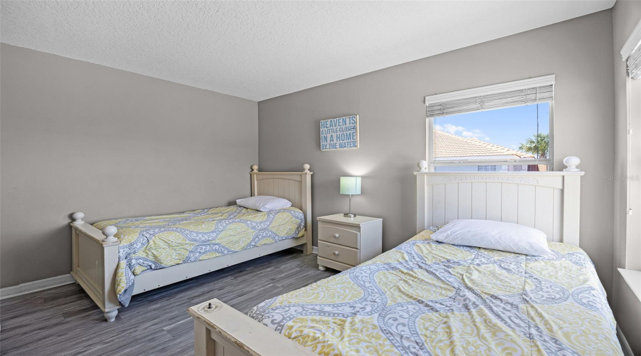Davenport, Florida 33837, 7 Bedrooms Bedrooms, ,4 Bathroomsbathrooms,Residential,For Sale,Rosso,Mfrs5125959