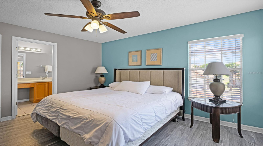 Davenport, Florida 33837, 7 Bedrooms Bedrooms, ,4 Bathroomsbathrooms,Residential,For Sale,Rosso,Mfrs5125959