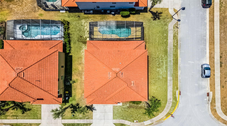 Davenport, Florida 33837, 7 Bedrooms Bedrooms, ,4 Bathroomsbathrooms,Residential,For Sale,Rosso,Mfrs5125959