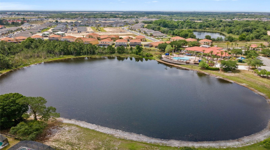 Davenport, Florida 33837, 7 Bedrooms Bedrooms, ,4 Bathroomsbathrooms,Residential,For Sale,Rosso,Mfrs5125959