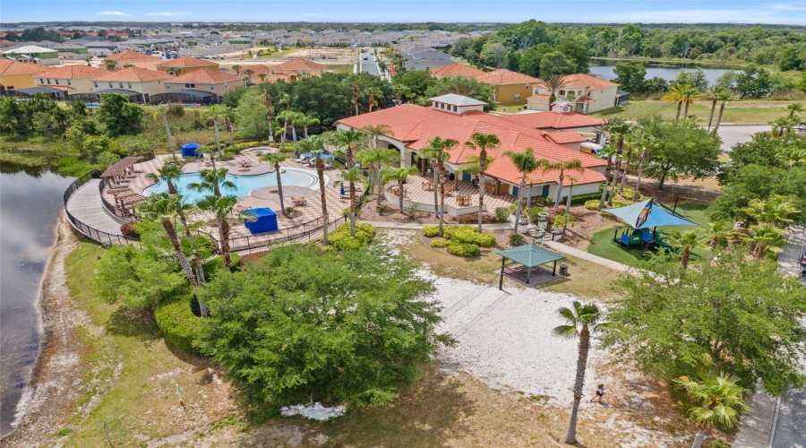 Davenport, Florida 33837, 7 Bedrooms Bedrooms, ,4 Bathroomsbathrooms,Residential,For Sale,Rosso,Mfrs5125959