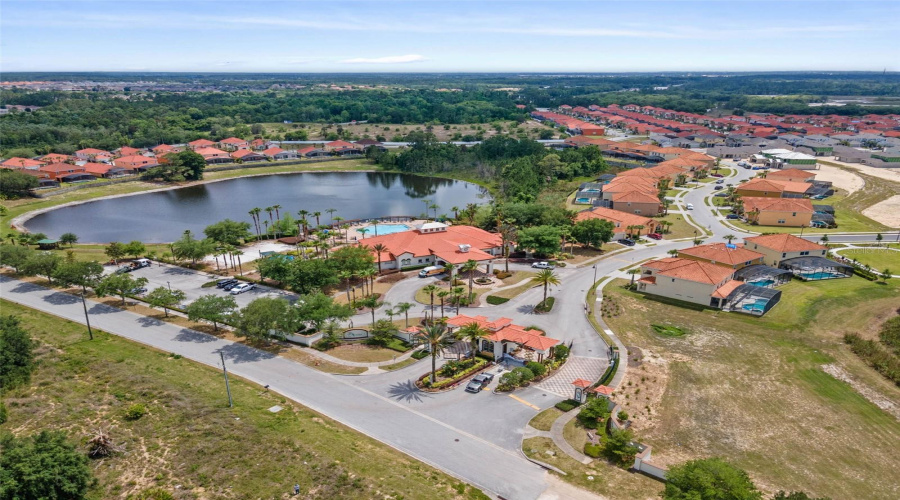 Davenport, Florida 33837, 7 Bedrooms Bedrooms, ,4 Bathroomsbathrooms,Residential,For Sale,Rosso,Mfrs5125959