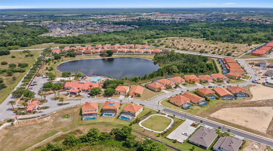 Davenport, Florida 33837, 7 Bedrooms Bedrooms, ,4 Bathroomsbathrooms,Residential,For Sale,Rosso,Mfrs5125959