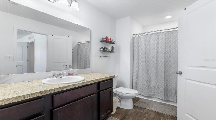 Davenport, Florida 33837, 3 Bedrooms Bedrooms, ,2 Bathroomsbathrooms,Residential,For Sale,Madison,Mfrs5126037