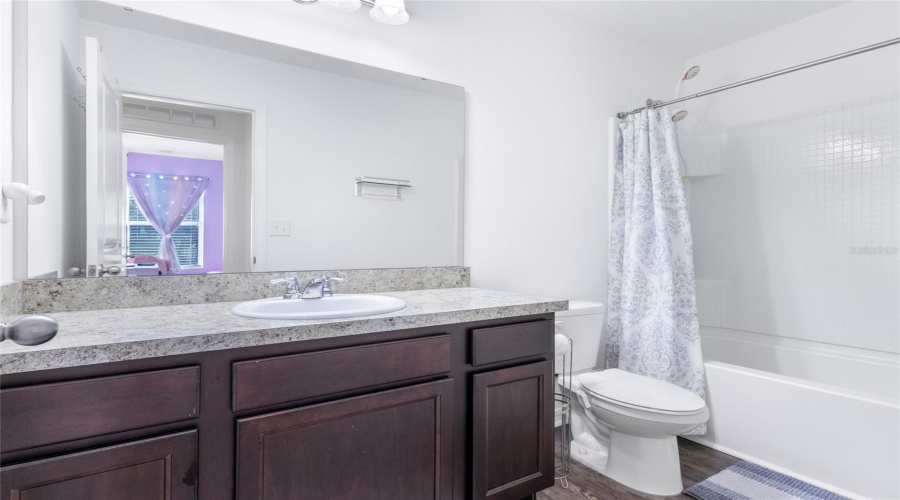 Davenport, Florida 33837, 3 Bedrooms Bedrooms, ,2 Bathroomsbathrooms,Residential,For Sale,Madison,Mfrs5126037
