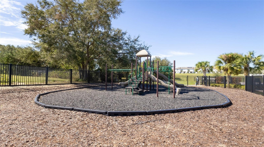 Davenport, Florida 33837, 3 Bedrooms Bedrooms, ,2 Bathroomsbathrooms,Residential,For Sale,Madison,Mfrs5126037
