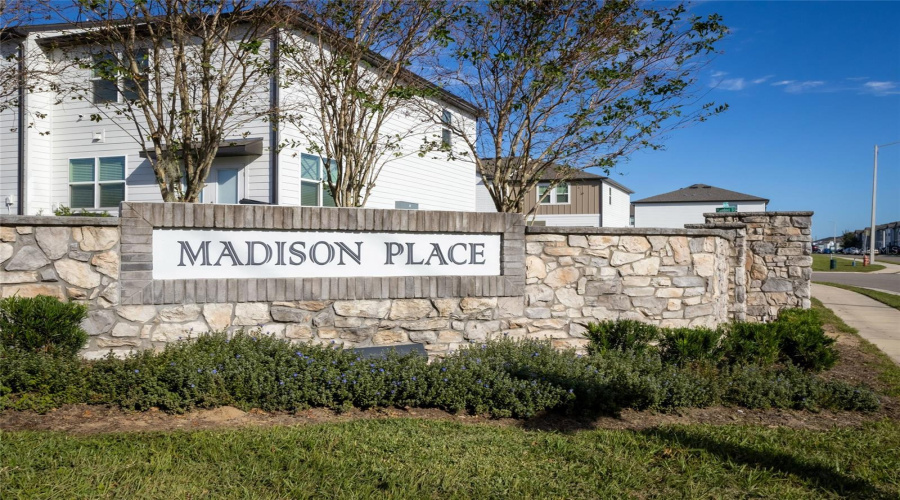 Davenport, Florida 33837, 3 Bedrooms Bedrooms, ,2 Bathroomsbathrooms,Residential,For Sale,Madison,Mfrs5126037
