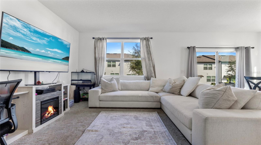 Davenport, Florida 33837, 3 Bedrooms Bedrooms, ,2 Bathroomsbathrooms,Residential,For Sale,Madison,Mfrs5126037