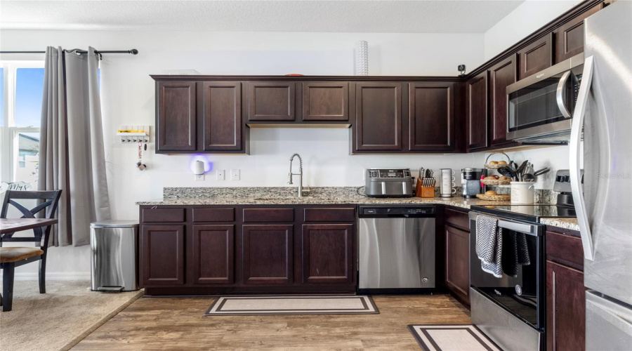 Davenport, Florida 33837, 3 Bedrooms Bedrooms, ,2 Bathroomsbathrooms,Residential,For Sale,Madison,Mfrs5126037
