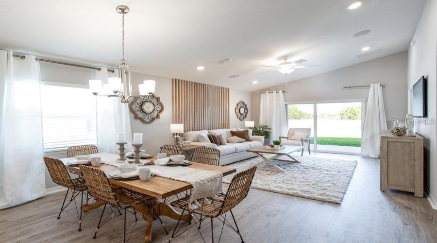 Davenport, Florida 33837, 4 Bedrooms Bedrooms, ,2 Bathroomsbathrooms,Residential,For Sale,Noble,Mfrl4952613