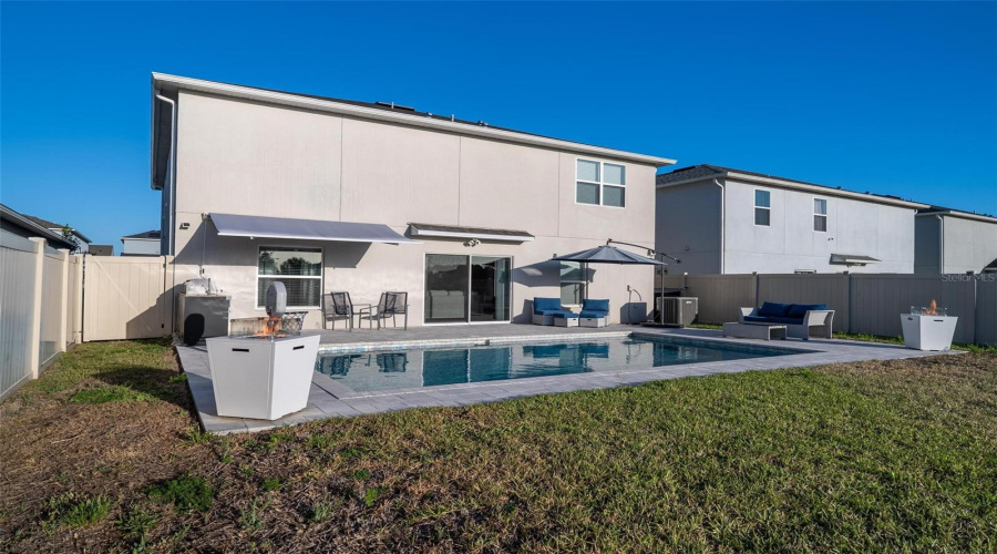 Davenport, Florida 33837, 6 Bedrooms Bedrooms, ,5 Bathroomsbathrooms,Residential,For Sale,Meadow Bend,Mfro6305231