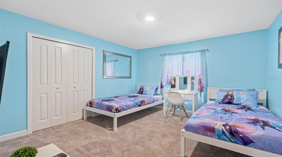 Kissimmee, Florida 34746, 5 Bedrooms Bedrooms, ,4 Bathroomsbathrooms,Residential,For Sale,Windermere,Mfro6305286