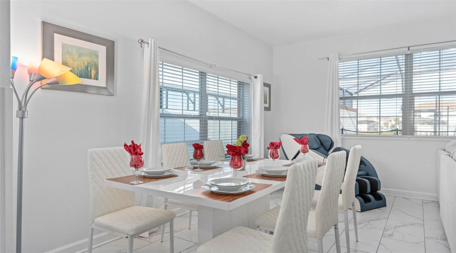 Kissimmee, Florida 34746, 5 Bedrooms Bedrooms, ,4 Bathroomsbathrooms,Residential,For Sale,Windermere,Mfro6305286
