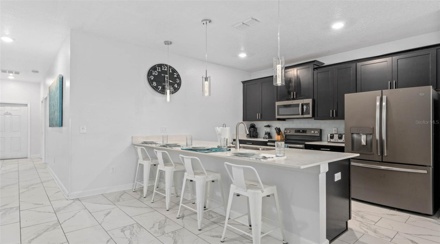 Kissimmee, Florida 34746, 5 Bedrooms Bedrooms, ,4 Bathroomsbathrooms,Residential,For Sale,Windermere,Mfro6305286