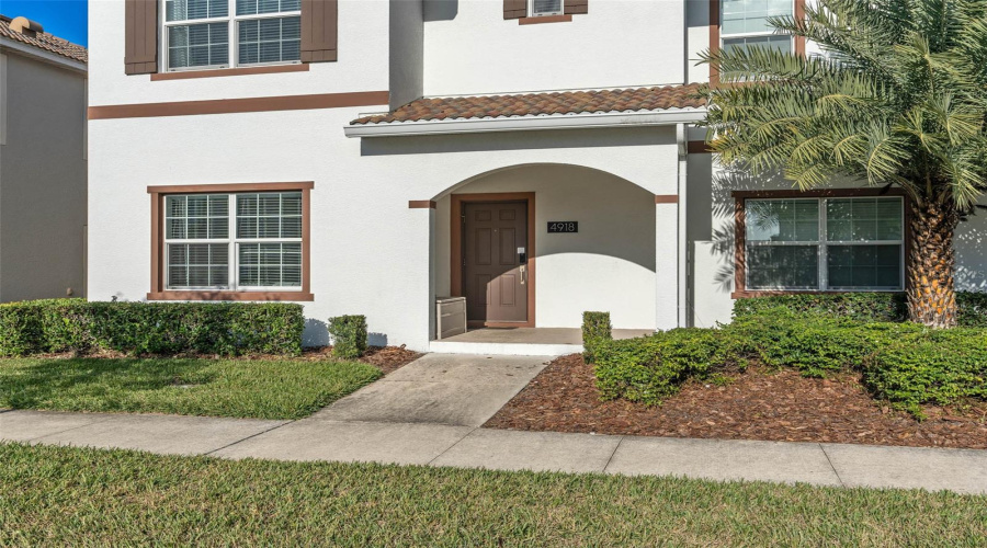 Kissimmee, Florida 34746, 5 Bedrooms Bedrooms, ,4 Bathroomsbathrooms,Residential,For Sale,Windermere,Mfro6305286