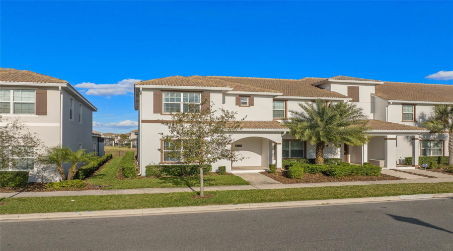 Kissimmee, Florida 34746, 5 Bedrooms Bedrooms, ,4 Bathroomsbathrooms,Residential,For Sale,Windermere,Mfro6305286