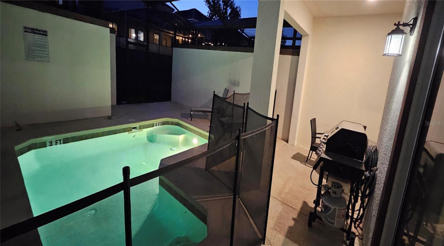Davenport, Florida 33896, 4 Bedrooms Bedrooms, ,3 Bathroomsbathrooms,Residential,For Sale,Dogleg,Mfrs5126086