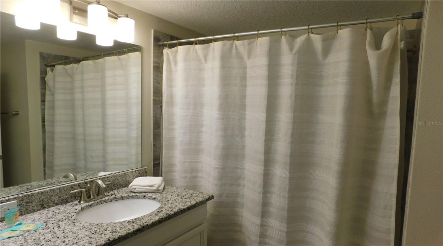 Davenport, Florida 33896, 4 Bedrooms Bedrooms, ,3 Bathroomsbathrooms,Residential,For Sale,Dogleg,Mfrs5126086