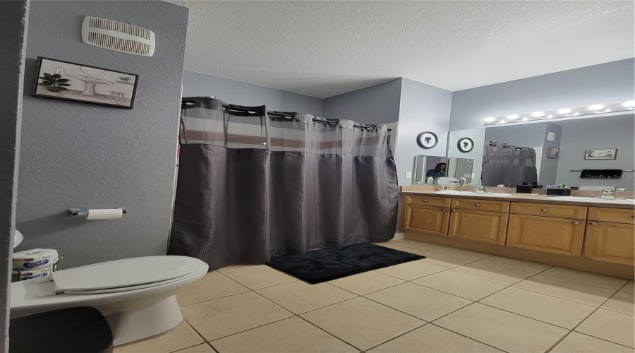 Davenport, Florida 33896, 4 Bedrooms Bedrooms, ,2 Bathroomsbathrooms,Residential,For Sale,Terrace Ridge,Mfro6303800