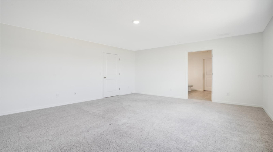 Davenport, Florida 33896, 4 Bedrooms Bedrooms, ,2 Bathroomsbathrooms,Residential,For Sale,Derwent,Mfro6305259