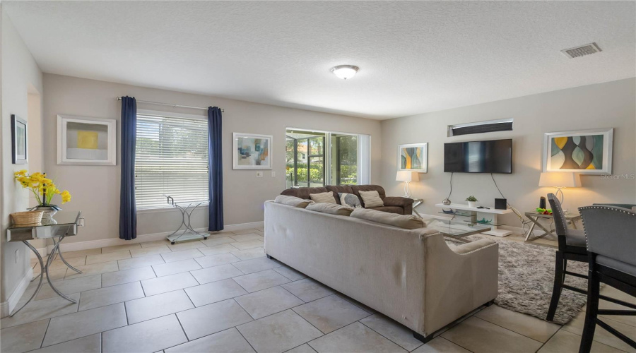 Davenport, Florida 33837, 6 Bedrooms Bedrooms, ,5 Bathroomsbathrooms,Residential,For Sale,Oakview,Mfro6302457