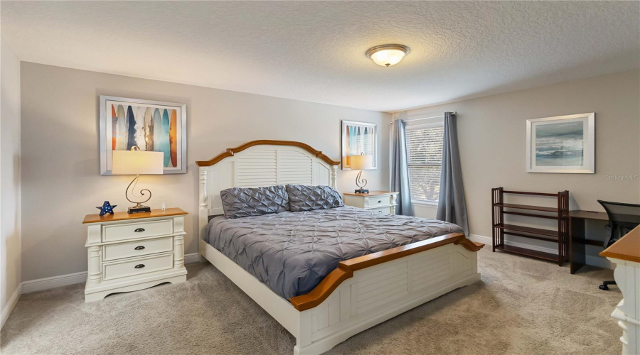 Davenport, Florida 33837, 6 Bedrooms Bedrooms, ,5 Bathroomsbathrooms,Residential,For Sale,Oakview,Mfro6302457