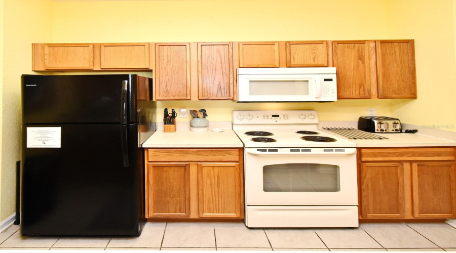 Stove And Refrigerator