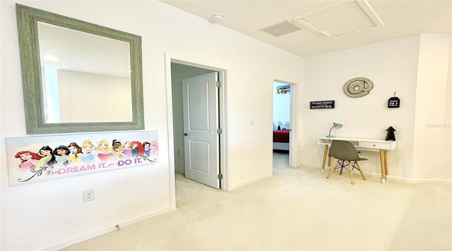 Kissimmee, Florida 34746, 6 Bedrooms Bedrooms, ,5 Bathroomsbathrooms,Residential,For Sale,Monado,Mfra4650635