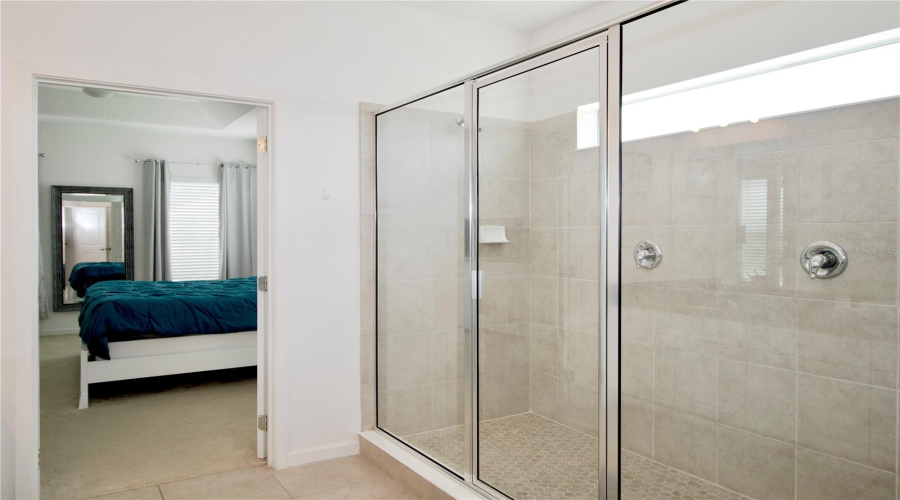Kissimmee, Florida 34746, 6 Bedrooms Bedrooms, ,5 Bathroomsbathrooms,Residential,For Sale,Monado,Mfra4650635