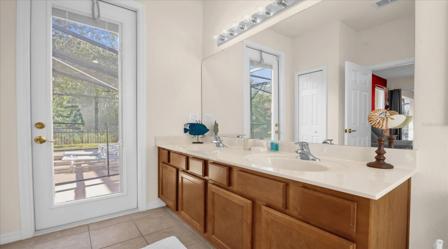 Kissimmee, Florida 34746, 4 Bedrooms Bedrooms, ,3 Bathroomsbathrooms,Residential,For Sale,Marcello,Mfro6305135