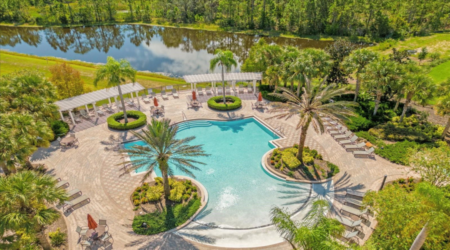 Kissimmee, Florida 34746, 4 Bedrooms Bedrooms, ,3 Bathroomsbathrooms,Residential,For Sale,Marcello,Mfro6305135