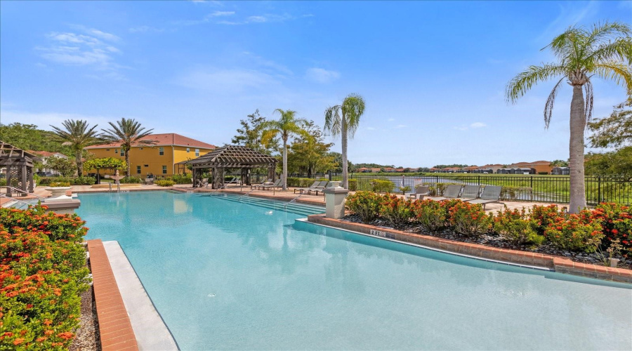 Kissimmee, Florida 34746, 4 Bedrooms Bedrooms, ,3 Bathroomsbathrooms,Residential,For Sale,Marcello,Mfro6305135