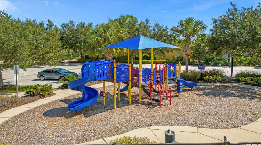 Kissimmee, Florida 34746, 4 Bedrooms Bedrooms, ,3 Bathroomsbathrooms,Residential,For Sale,Marcello,Mfro6305135