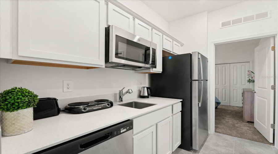 Kissimmee, Florida 34746, 3 Bedrooms Bedrooms, ,2 Bathroomsbathrooms,Residential,For Sale,Merrybells Dr,Mfrs5126006