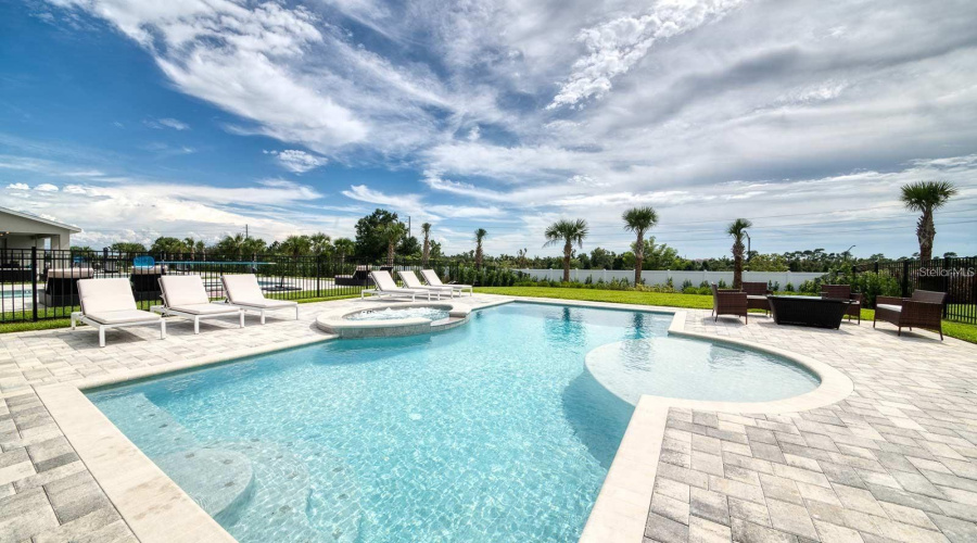 Kissimmee, Florida 34747, 5 Bedrooms Bedrooms, ,5 Bathroomsbathrooms,Residential,For Sale,Fairfax,Mfrtb8381133