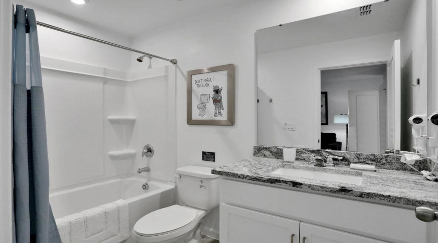 Kissimmee, Florida 34747, 5 Bedrooms Bedrooms, ,4 Bathroomsbathrooms,Residential,For Sale,Zaballina,Mfro6305137