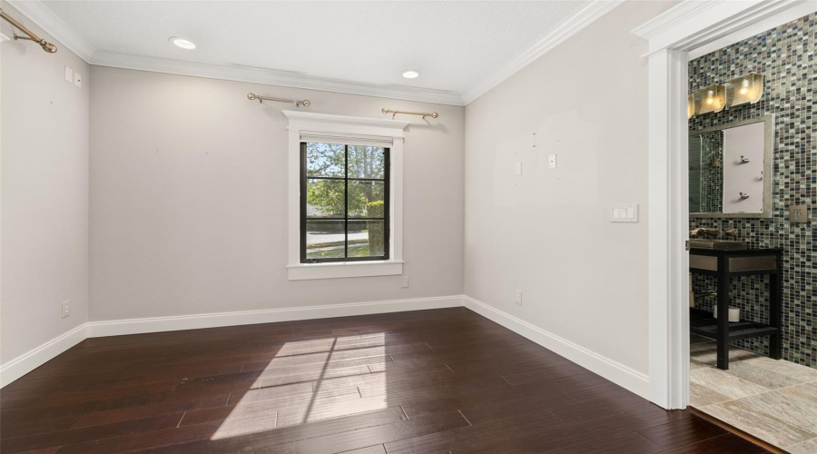 Bedroom 4/Office With Ensuite