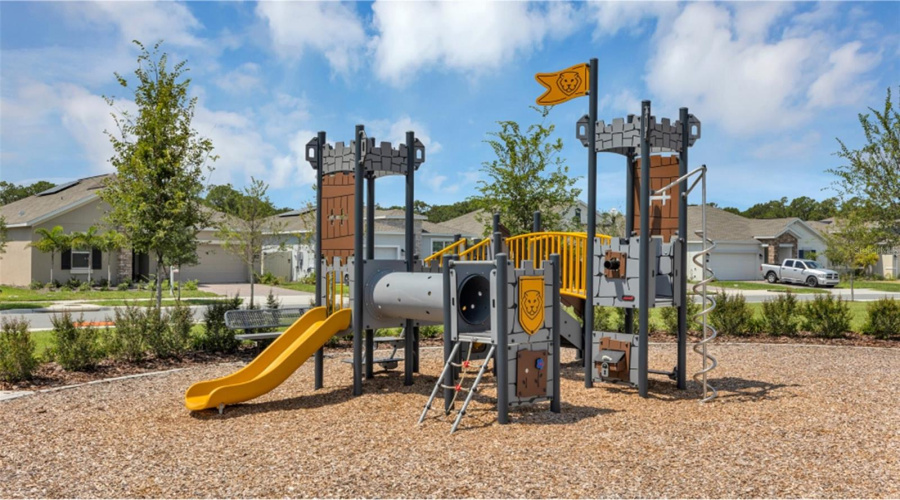 Kissimmee, Florida 34746, 5 Bedrooms Bedrooms, ,2 Bathroomsbathrooms,Residential,For Sale,Golden Knight,Mfrtb8350827