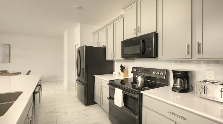 KISSIMMEE, Florida 34746, 4 Bedrooms Bedrooms, ,3 BathroomsBathrooms,Residential,For Sale,PENELOPE,0,MFRO6305254