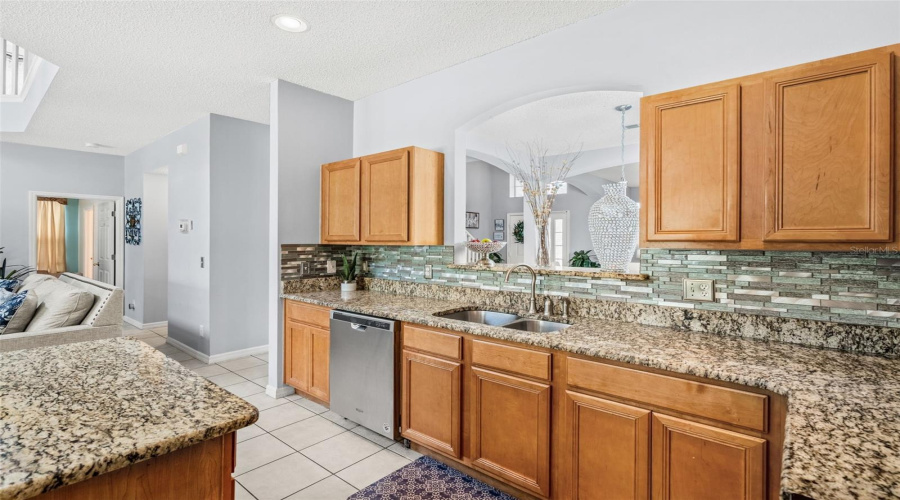 KISSIMMEE, Florida 34747, 7 Bedrooms Bedrooms, ,4 BathroomsBathrooms,Residential,For Sale,LIDO KEY,0,MFRO6302615